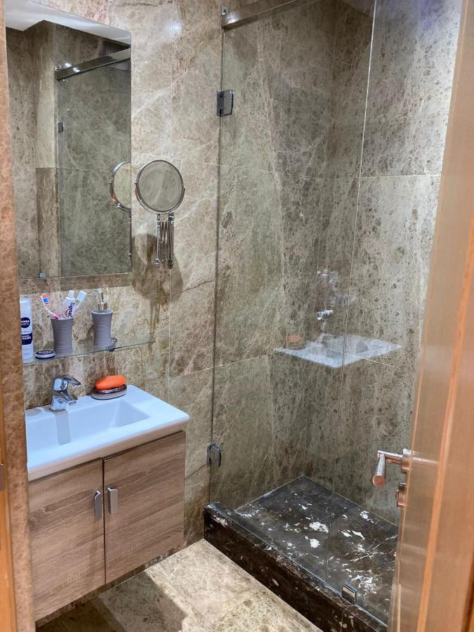 Magnifique Appart F3, Renove, Tres Bien Desservie Casablanca Eksteriør bilde